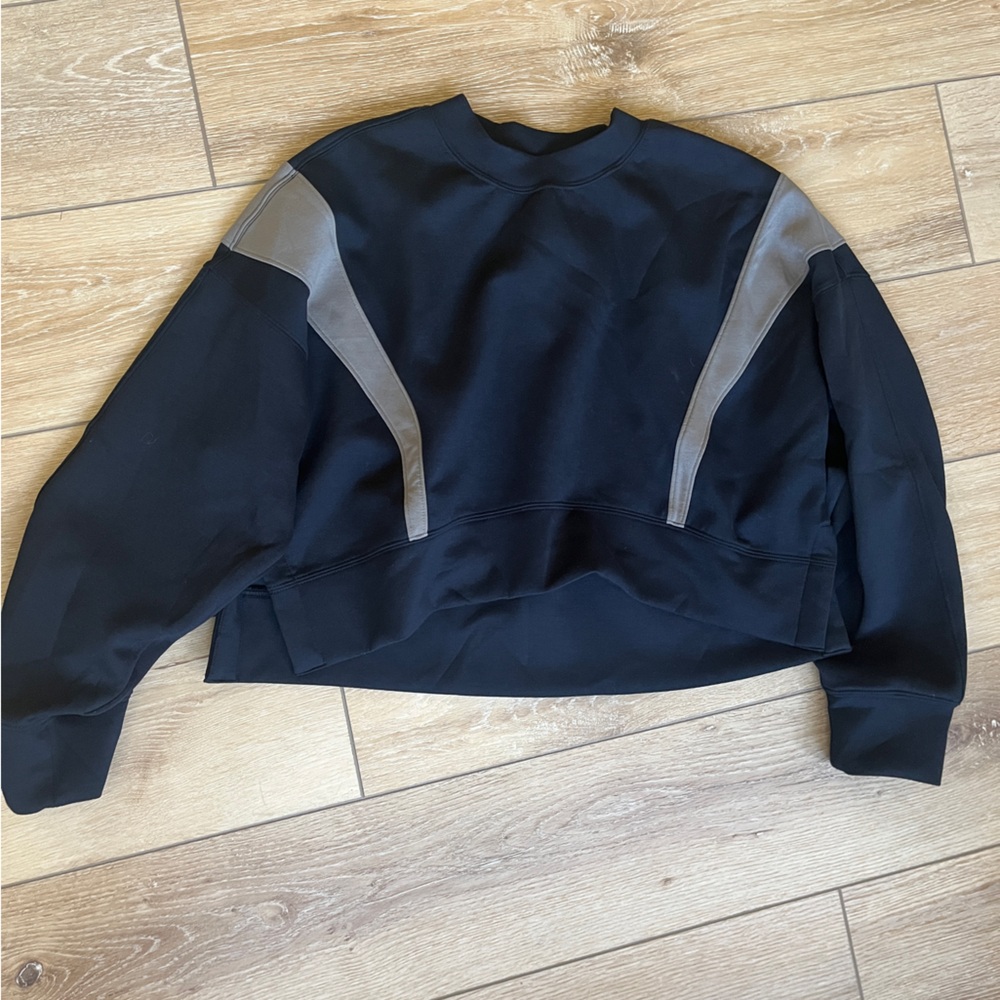 Abercrombie YPB black womens sweatshirt